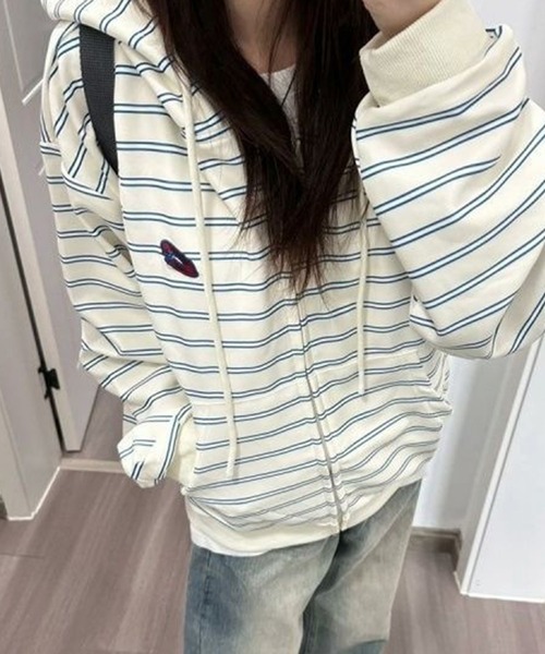 AsheKsha(アシクシャ)の「ストライプのフード付きジップアップスウェットシャツ(パーカー・レディース・ベージュ・M)」の12枚目の写真