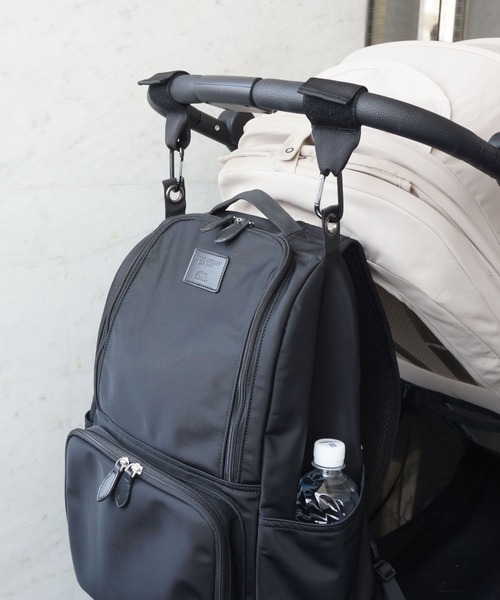 SweetMommy(スウィートマミー)の「無重力AGS 2層式マザーズリュック28L 2フロア ビッグサイズ(マザーズバッグ・レディース・ブラック/アイボリー・FREE)」の21枚目の写真