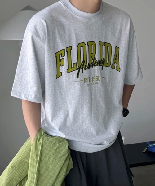 NOWLE（ノウル）の「【NOWLE】FLORIDA アーチロゴ カレッジプリント 半袖 Tシャツ / レイヤードロゴ（Tシャツ/カットソー・メンズ・アッシュ・X-LARGE/LARGE/MEDIUM）」の2枚目の写真