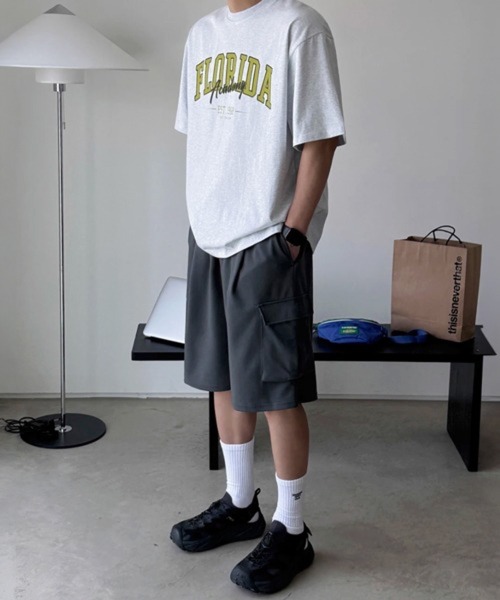 NOWLE（ノウル）の「【NOWLE】FLORIDA アーチロゴ カレッジプリント 半袖 Tシャツ / レイヤードロゴ（Tシャツ/カットソー・メンズ・アッシュ・X-LARGE/LARGE/MEDIUM）」の4枚目の写真