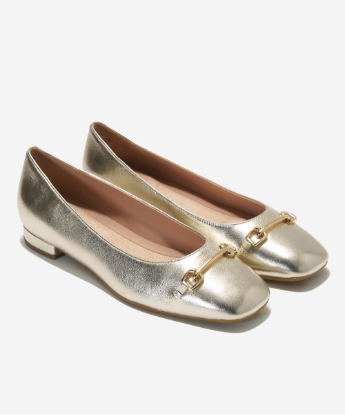 COLE HAAN(コールハーン)の「ゴートゥー ベルレー ホースビット バレエ womens(バレエシューズ・レディース・ゴールド・5/5.5/6/6.5/7/7.5/8/8.5)」の2枚目の写真