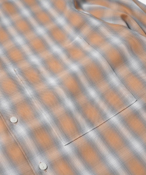 FRIZMWORKS(フリズムワークス)の「OMBRE CHECK RELAXED SHIRT _ SALMON(シャツ/ブラウス・メンズ・その他・LARGE/MEDIUM)」の5枚目の写真