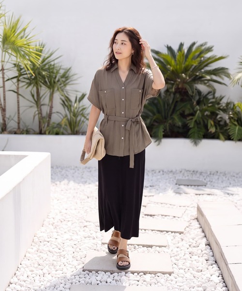 STYLE DELI（スタイルデリ）の「【LUXE】ウエストマークシワ加工シャツジャケット（シャツ/ブラウス・レディース・ホワイト/ネイビー/カーキ・FREE）」の8枚目の写真