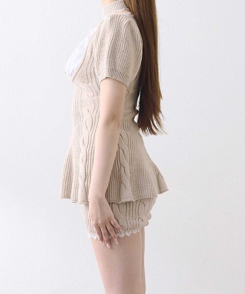 Belle Charme（ベルシャルム）の「【Belle Charme】Cable Knit Peplum Tops（ニット/セーター・レディース・ピンク/ブラック/ベージュ・FREE）」の14枚目の写真