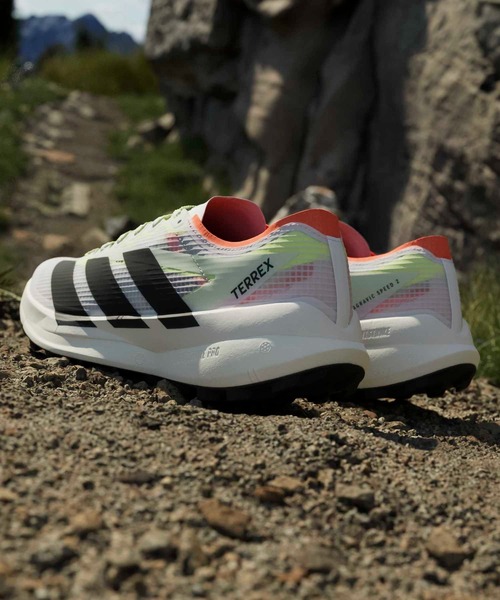adidas(アディダス)の「テレックス アグラヴィック スピード 2 トレイルランニング / Terrex Agravic Speed 2 Trail Running / アディダス adidas(スニーカー・メンズ・ホワイト・30.0cm/29.5cm/29.0cm/28.5cm/28.0cm/27.5cm/27.0cm/26.5cm/26.0cm/25.5cm/25.0cm/24.5cm/24.0cm/23.5cm/23.0cm)」の14枚目の写真