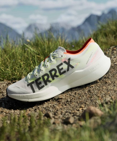 adidas(アディダス)の「テレックス アグラヴィック スピード 2 トレイルランニング / Terrex Agravic Speed 2 Trail Running / アディダス adidas(スニーカー・メンズ・ホワイト・30.0cm/29.5cm/29.0cm/28.5cm/28.0cm/27.5cm/27.0cm/26.5cm/26.0cm/25.5cm/25.0cm/24.5cm/24.0cm/23.5cm/23.0cm)」の3枚目の写真