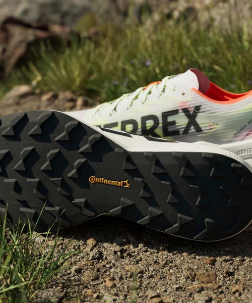 adidas(アディダス)の「テレックス アグラヴィック スピード 2 トレイルランニング / Terrex Agravic Speed 2 Trail Running / アディダス adidas(スニーカー・メンズ・ホワイト・30.0cm/29.5cm/29.0cm/28.5cm/28.0cm/27.5cm/27.0cm/26.5cm/26.0cm/25.5cm/25.0cm/24.5cm/24.0cm/23.5cm/23.0cm)」の7枚目の写真