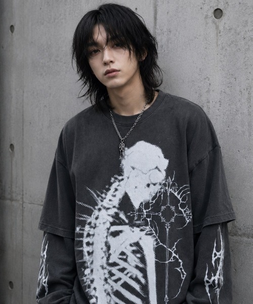 LOVE KILLER(ラブキラー)の「A'GEM/9 × .kom 『LOVE KILLER/ラブ キラー』スケルトンロゴレイヤードロングスリーブ(Tシャツ/カットソー・メンズ・ブラック・FREE)」の2枚目の写真