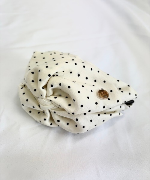 Alite cloth(アリーテクロス)の「ドットヘアクリップ(バレッタ/ヘアクリップ・レディース・ブラック/ホワイト・F)」の4枚目の写真