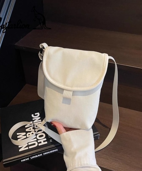 Beststore(ベストストア)の「シンプル&機能的!ミニショルダーバッグ(ショルダーバッグ・レディース・ベージュ/レッド/イエロー/グリーン/ブルー/ブラック/ホワイト・FREE)」の2枚目の写真
