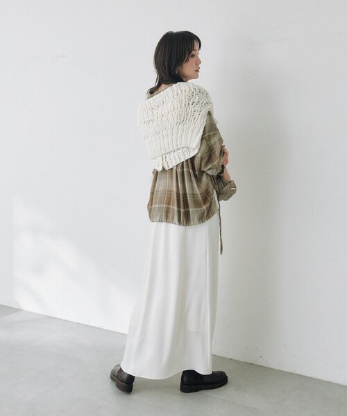 RIVE DROITE(リヴドロワ)の「ドレーピーチェックドロストシャツ(秋服/オンブレチェック)(シャツ/ブラウス・レディース・ベージュ/ブラック/ブラウン・FREE)」の7枚目の写真