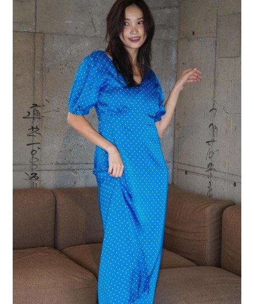 BLUE×PALANG(ブルーパラン)の「V-NECK DOT DRESS(ワンピース・レディース・ブルー/ネイビー・M/S)」の6枚目の写真
