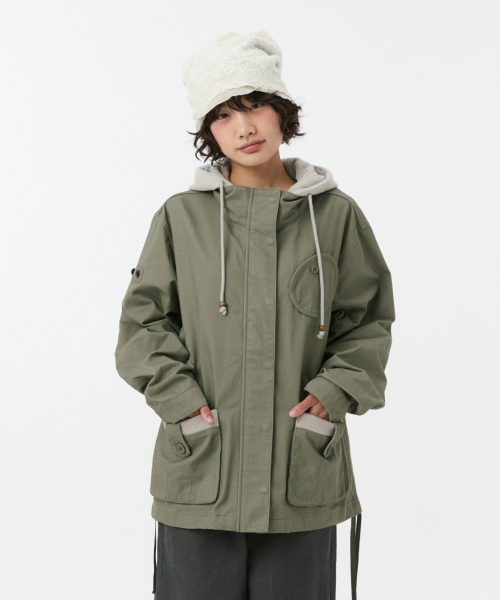 OHESHIO(オヘシオ)の「ラウンドポケット フィッシュテールジャケット、カーキ(ミリタリージャケット・レディース・その他・FREE)」の13枚目の写真
