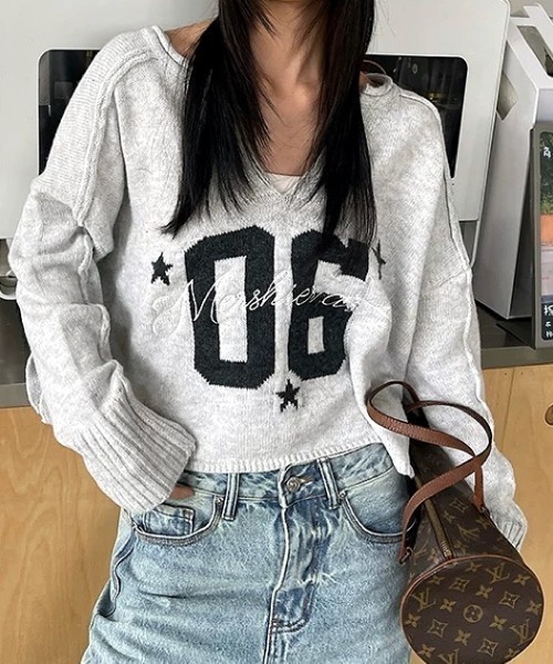 SHEENA(シーナ)の「ナンバリングロゴスキッパーニットトップス(ニット/セーター・レディース・ホワイト/グレー・M)」の10枚目の写真