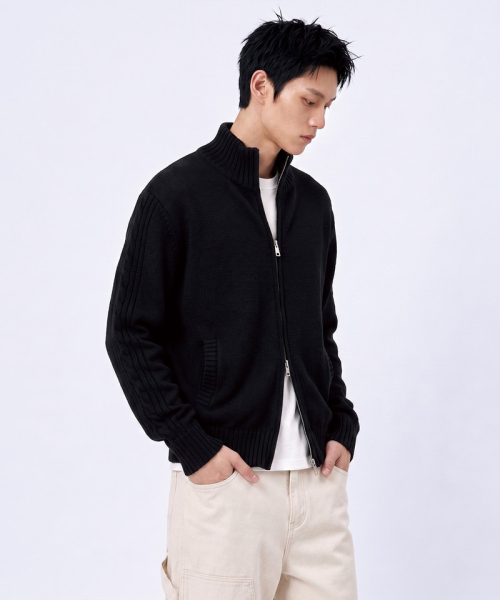 UNDEROFF(アンダーオフ)の「2WAY クロップド フィッシャーマン ジップアップニット ブラック(カーディガン/ボレロ・レディース・ブラック・MEDIUM/LARGE/X-LARGE)」の5枚目の写真