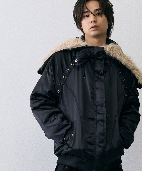 Shoowtime(ショウタイム)の「Eyelet Fur Hood Military Jacket / アイレットファーフードミリタリージャケット(ミリタリージャケット・メンズ・ブラック・X-LARGE/LARGE/SMALL)」の13枚目の写真