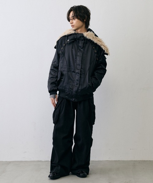 Shoowtime(ショウタイム)の「Eyelet Fur Hood Military Jacket / アイレットファーフードミリタリージャケット(ミリタリージャケット・メンズ・ブラック・X-LARGE/LARGE/SMALL)」の3枚目の写真