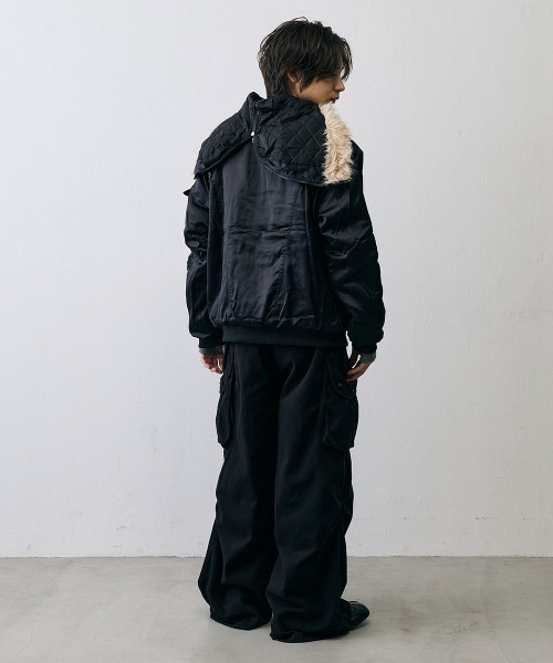 Shoowtime(ショウタイム)の「Eyelet Fur Hood Military Jacket / アイレットファーフードミリタリージャケット(ミリタリージャケット・メンズ・ブラック・X-LARGE/LARGE/SMALL)」の7枚目の写真