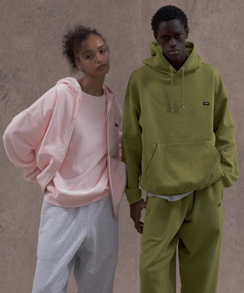 HUF(ハフ)の「huf eightynine FLEECE HOODIE(パーカー・メンズ・ブラック/アッシュグレー/オリーブ/ライトピンク・M/L/S/XXL/XL)」の15枚目の写真