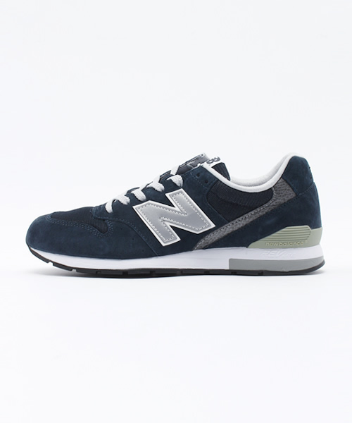 NEW BALANCE（ニューバランス）の「New Balance スニーカー（スニーカー・レディース・ネイビー/ライトグレー/ブラック・25/25.5/24.5/24）」の4枚目の写真