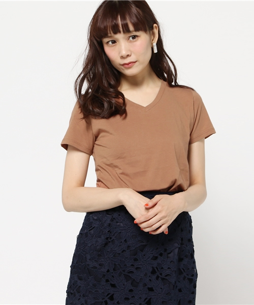 NATURAL BEAUTY BASIC（ナチュラルビューティーベーシック）の「CALIFORNIA COMPACT Tシャツ（Tシャツ/カットソー・レディース・ボルドー/ダークベージュ/ブラック/グレー/ホワイト・SMALL/MEDIUM）」の4枚目の写真