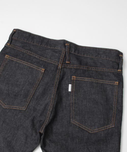 URBAN RESEARCH（アーバンリサーチ）の「URiD スキニーストレッチダメージデニム（デニムパンツ・メンズ・インディゴブルー/ブラック・SMALL/LARGE/MEDIUM）」の11枚目の写真