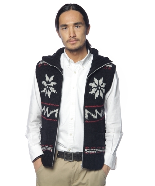 Lui's（ルイス）の「カウチンニットベスト（ニット/セーター・メンズ・オフホワイト/ブラック/グレー・SMALL/MEDIUM）」の5枚目の写真