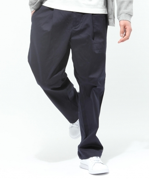 LAKOLE（ラコレ）の「【撥水防汚】ツイルワイドパンツ / LAKOLE（チノパンツ・メンズ・ブラック/オリーブ/ベージュ/ネイビー/ホワイト・SMALL/MEDIUM/LARGE）」の5枚目の写真