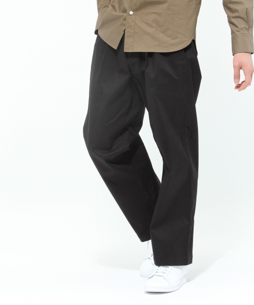 LAKOLE（ラコレ）の「【撥水防汚】ツイルワイドパンツ / LAKOLE（チノパンツ・メンズ・ブラック/オリーブ/ベージュ/ネイビー/ホワイト・SMALL/MEDIUM/LARGE）」の3枚目の写真