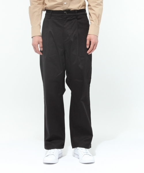 LAKOLE（ラコレ）の「【撥水防汚】ツイルワイドパンツ / LAKOLE（チノパンツ・メンズ・ブラック/オリーブ/ベージュ/ネイビー/ホワイト・SMALL/MEDIUM/LARGE）」の16枚目の写真