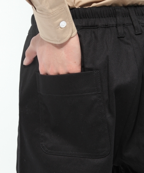 LAKOLE（ラコレ）の「【撥水防汚】ツイルワイドパンツ / LAKOLE（チノパンツ・メンズ・ブラック/オリーブ/ベージュ/ネイビー/ホワイト・SMALL/MEDIUM/LARGE）」の21枚目の写真