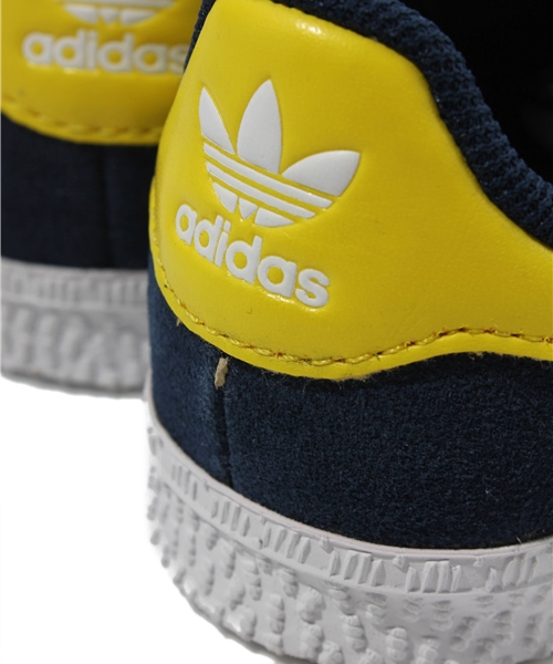 adidas(アディダス)の「adidas GAZELLE 2 アディダス ガゼル ガッツレー キッズ(スニーカー・キッズ・ピンク/ネイビー・12cm/13cm/14cm/15cm/16cm)」の4枚目の写真