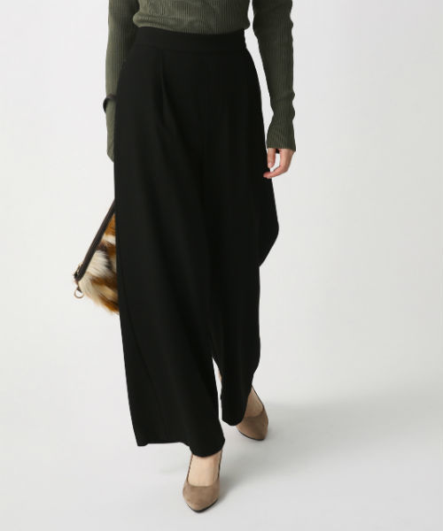 AZUL by moussy(アズールバイマウジー)の「TR裏起毛 吸湿発熱ワイドパンツ(スラックス・レディース・ブラック/グレー/グレー系その他/ブルー系その他・SMALL/MEDIUM/LARGE)」の2枚目の写真