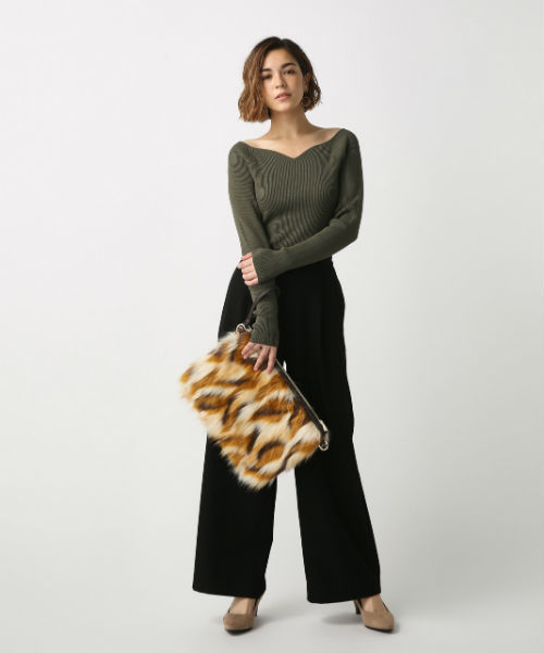 AZUL by moussy(アズールバイマウジー)の「TR裏起毛 吸湿発熱ワイドパンツ(スラックス・レディース・ブラック/グレー/グレー系その他/ブルー系その他・SMALL/MEDIUM/LARGE)」の22枚目の写真