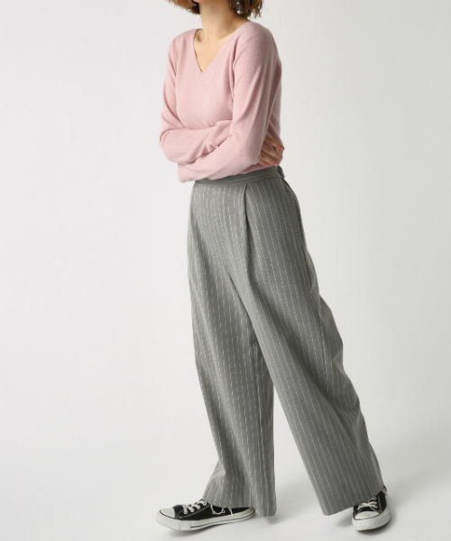 AZUL by moussy(アズールバイマウジー)の「TR裏起毛 吸湿発熱ワイドパンツ(スラックス・レディース・ブラック/グレー/グレー系その他/ブルー系その他・SMALL/MEDIUM/LARGE)」の7枚目の写真