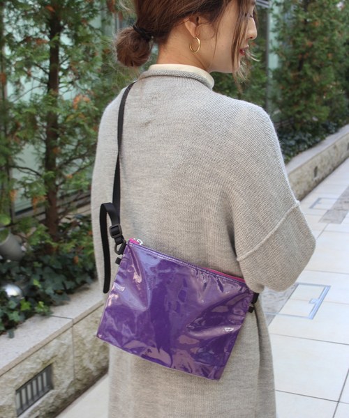 PORTER(ポーター)の「GOOD OL'×PORTER FILTER SACOCHE M/グッドオル×ポーター 別注#(ショルダーバッグ・メンズ・ブラック/パープル/ピンク/オレンジ/ライトグリーン・FREE)」の3枚目の写真