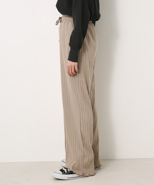 AZUL by moussy（アズールバイマウジー）の「裾メローワイドPT（その他パンツ・レディース・ブラック/ベージュ・MEDIUM/SMALL）」の8枚目の写真