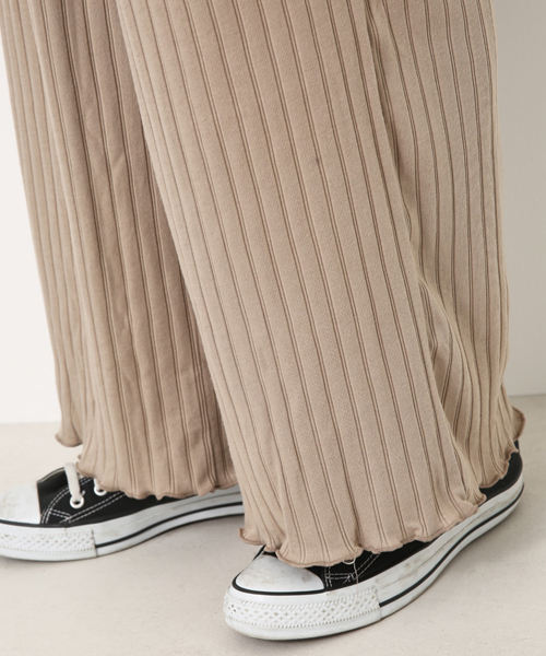 AZUL by moussy（アズールバイマウジー）の「裾メローワイドPT（その他パンツ・レディース・ブラック/ベージュ・MEDIUM/SMALL）」の5枚目の写真