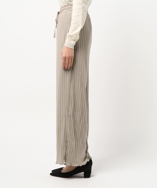 AZUL by moussy（アズールバイマウジー）の「裾メローワイドPT（その他パンツ・レディース・ブラック/ベージュ・MEDIUM/SMALL）」の4枚目の写真