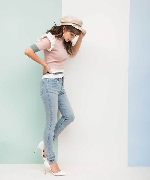 エイミー フリルニットTOPS EIMY ISTOIRE（エイミーイストワール）の「フリルニットTOPS（ニット
