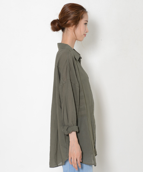 shopnikoniko（ショップニコニコ）の「ガーゼビッグシャツ（シャツ/ブラウス・レディース・オフホワイト/モカ/カーキ・フリー）」の5枚目の写真