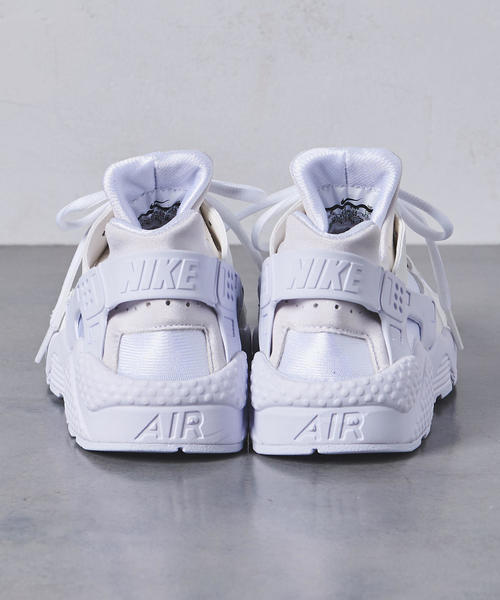 NIKE（ナイキ）の「【WEB限定】＜NIKE（ナイキ）＞ エア ハラチ（スニーカー・レディース・ホワイト・24.5cm/25cm/22.5cm/23cm/24cm/23.5cm）」の8枚目の写真
