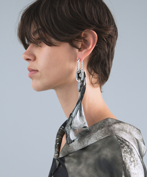 CHRISTIAN DADA チャームピアス 19ss