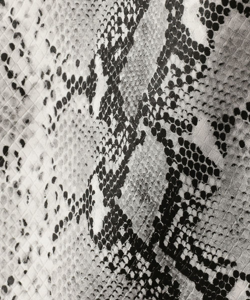 VAPORIZE（ヴェイパライズ）の「VAPORIZE / Fake Leather Jeans（その他パンツ・メンズ・ブラック/その他・SMALL/MEDIUM/LARGE/X-LARGE）」の13枚目の写真