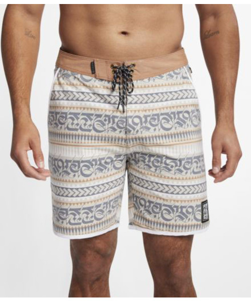 新品タグ付　ハーレー Hurley  CRYPTIK ボード ショーツ Hurley （ハーレー）の「M CRYPTIK MANA BEACHSIDE 18 /ハーレー