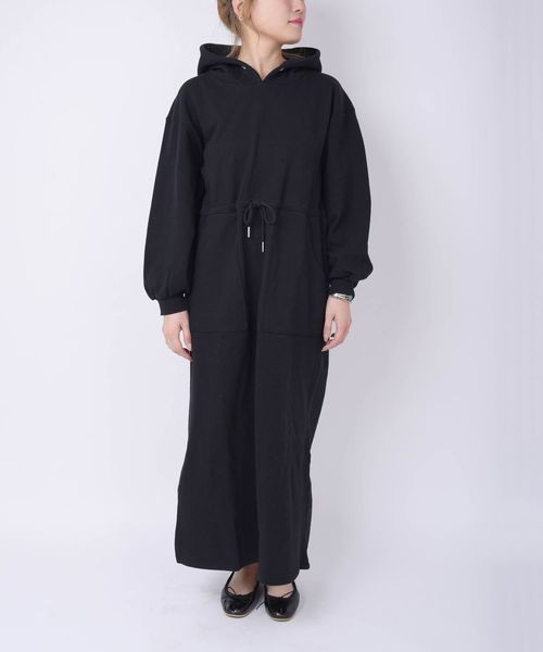 Khaju（カージュ）の「Khaju:フードスウェットワンピース（ワンピース・レディース・ブラック/ライトグレー/ベージュ/ブルー・ONE SIZE）」の16枚目の写真