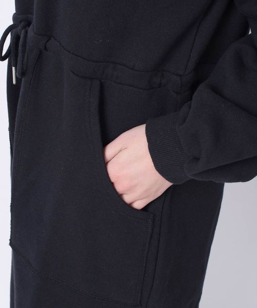Khaju（カージュ）の「Khaju:フードスウェットワンピース（ワンピース・レディース・ブラック/ライトグレー/ベージュ/ブルー・ONE SIZE）」の22枚目の写真