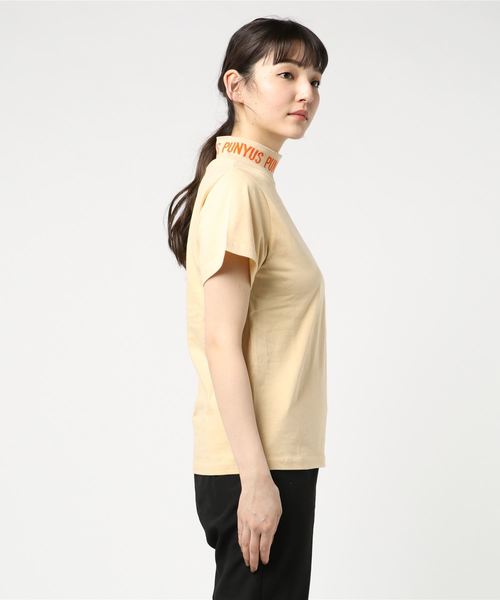 PUNYUS（プニュズ）の「ロゴジャガードハイネックＴ（Tシャツ/カットソー・レディース・ブラック/ベージュ/ブルー・1/2/4/3）」の4枚目の写真