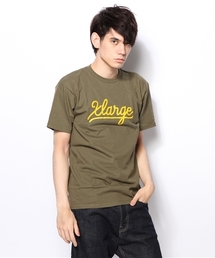XLARGE | S/S TEE CAMPER SCRIPT(Tシャツ/カットソー)