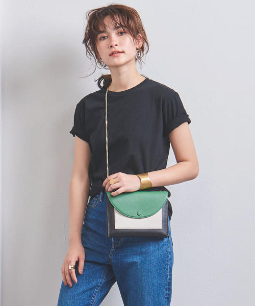 UNITED ARROWS(ユナイテッドアローズ)の「別注<Hanes(ヘインズ)> クルーネック Tシャツ◆(Tシャツ/カットソー・レディース・ホワイト/ブラック/パープル・MEDIUM)」の3枚目の写真